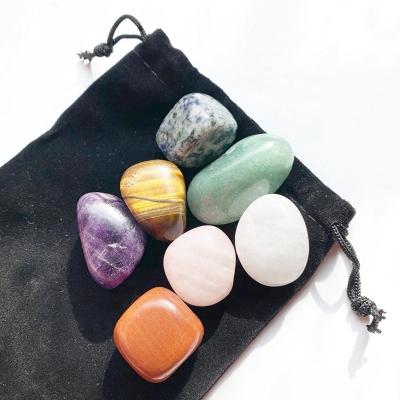 China Europe Polished Quartz Stones Agate Gift Bag Natural 7 Chakra Tumbled Stones Wholesale Set Decorative for sale