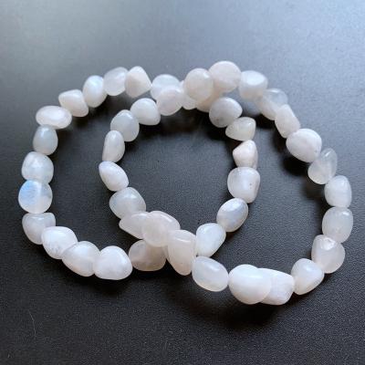 China Dropshipping Crystal Beaded Wrist Jewelry Natural Moonstone CLASSIC custom white bead bracelet tumbled moonstone bracelets for sale