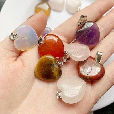 China Wholesale 50pcs Polished Spiritual Quartz Agate Healing Crystal Stone Hearts Love 20mm Heart Shaped Stones Pendants For Necklace for sale