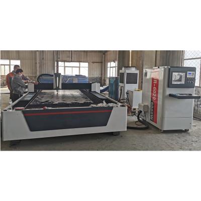 China Water Cooling Metal Tube And Plate Fiber Laser Cutting Machine With Rotary Device for sale