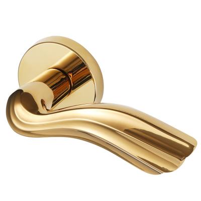 China Classic Luxury European High Quality Zinc Alloy Gold Interior Door Handle Lock Wings Door Handles for sale