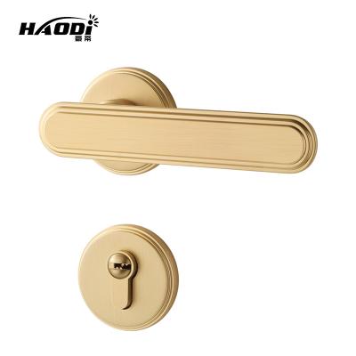 China Modern Luxury Haodi New Mute Luxury Wood Door Pull Handle Interior Lever Door Handles for Bedroom for sale