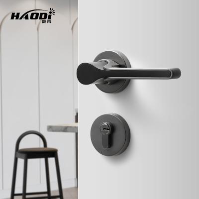 China Modern Luxury Haodi New Modern Luxury Magnetic Door lever Handle Lock European Standard Interior Zinc Alloy Door Handles for sale