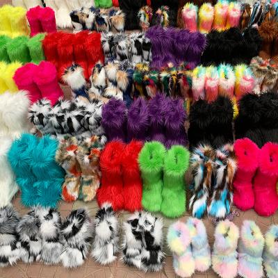 China Winter Anti-slippery Wholesale Fashion Faux Fur Warm Fluffy Snow Boots For Outdoor Women And Kid for sale