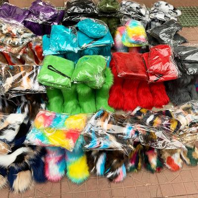 China Winter Anti-slippery Anti-slippery Faux Fur Outdoor Warm Fluffy Colorful Snow Boots for Women and Kids for sale