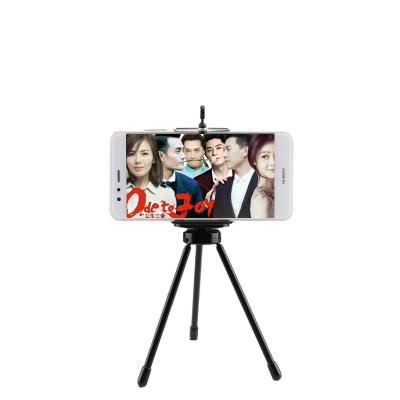 China PORTABLE Warm Dimmable Net Photography Tripod Warm Dimmable Net Red LED Sufficiency Ring Light Mobile Phone Tripod for sale