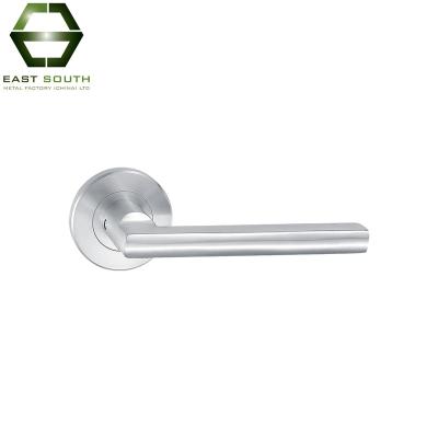 China Traditional Manufacturer Premium Polished Solid Stainless Steel Lever Handle For Timber Door for sale