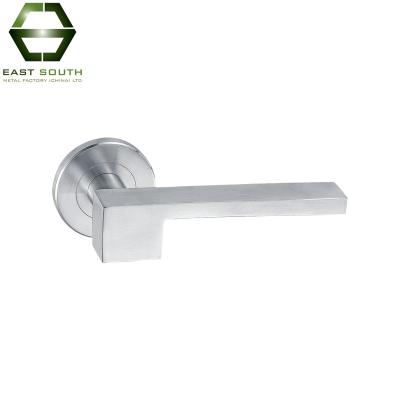 China Good quality traditional special polished stainless steel solid lever handle for timber door for sale