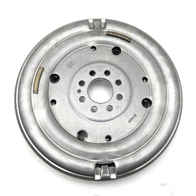 China DQ200 0AM DSG7 7-Speed ​​Transmission Clutch Flywheel 6/8 Hole 129/132 Teeth Suit For Car Standard Size for sale