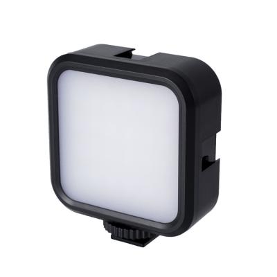 China Mini RGB LED Video Light with Adjustable 3000K-9000K Color Temperature and for DSLR Cameras for sale