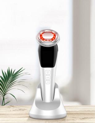 China Household EMS micro beauty massage current function main-in rejuvenation skin light color instrument hot and cold instrument for facial massage for sale