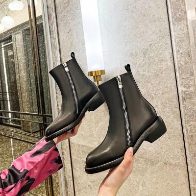 China Factory durable 2022 high-end autumn and heel Chelsea boots new leather short side zipper winter boots Martin thick women's boots for sale