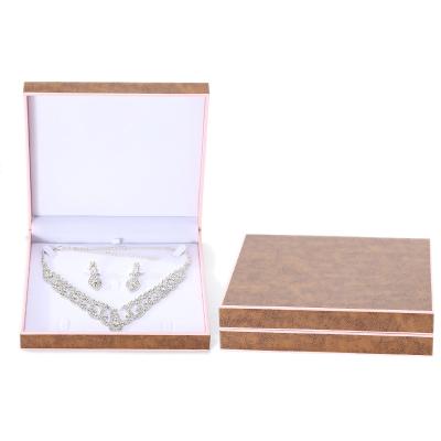 China Jewelry Packaging Jewelry Set Long Bangle Necklace Bracelet Plastic Box Valentine's Day Christmas Jewelry Gift Box for sale