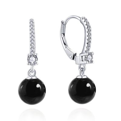 China 2021 Hot Selling Anti Tarnish Fashion Style Round Shape Black Pearl Stud Earrings For Women for sale