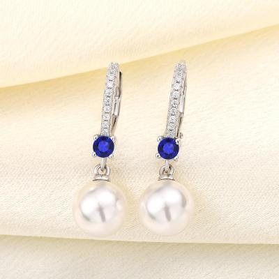 China Anti Tarnish 925 Sterling Silver White Pearl Hoop Earrings with Dangle Pearl with Blue Sapphire Stone, Simulated Pearls for sale