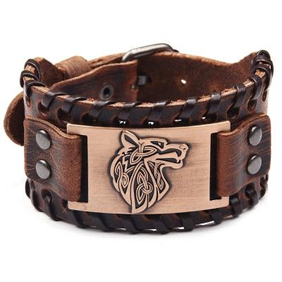 China Wholesale Genuine Leather Wolf Head Piece Bracelet for Men Women, Daily Life Animal Shape Embossed Bracelet Custom Made for sale