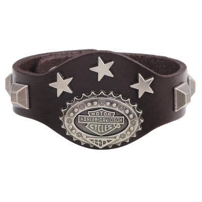 China Alloy Badge Medal Charm Punk Custom Metal Studded Bangle Cuff Leather Bracelet for sale