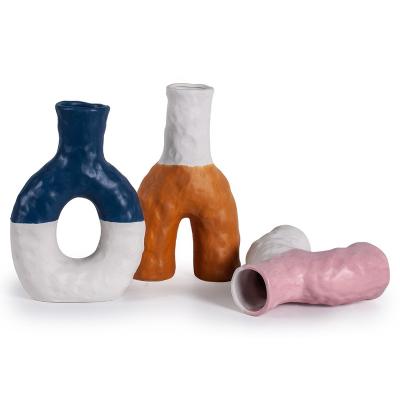 China New creative modern letter shape minimalist personalization GuYao vase home decor colorful ceramic vase for sale