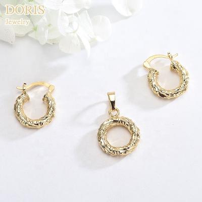 China China Fashionable Woman Jewelry Beautiful Handmade Gold Plated Hoop Earrings For Women for sale