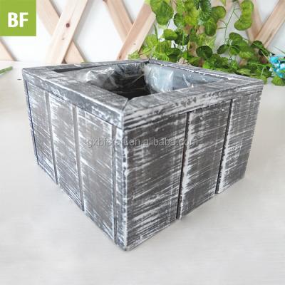 China New factory wholesale eco-friendly coated wooden flower pot with plastic liner for sale