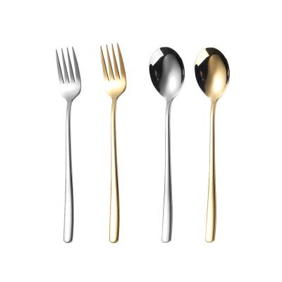 China 304 Stainless Steel Gold Sustainable Kitchen Restaurant Spoon Korean Coffee Flatware Fork And Spoon en venta