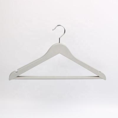 China 2020 anti-skid new light weight and low price plastic hangers for sale