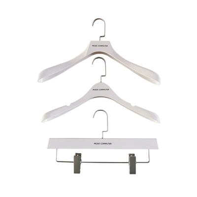 China New Style Multifunctional Modern High Quality Styrofoam Plastic Coat Hanger Anti-Slip for sale