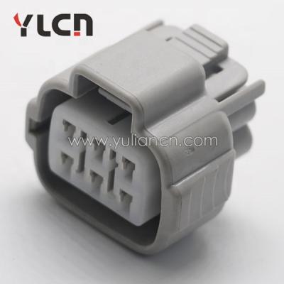 China 6 Way Automotive Female Auto Accelerator Pedal Connector For Sumitom 6189-0323 Toyota 90980-11194 To Ground Junction for sale