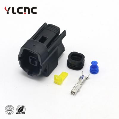 China Housing For Terminals YLCN Female Automotive Electrical Wire Connectors Waterproof Terminal 1 Pin For Tyco /AMP 174877-2 for sale