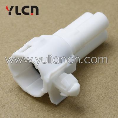 China Sumitomo Automotive 3 Pin Connectors Plug 6187-3271 for sale