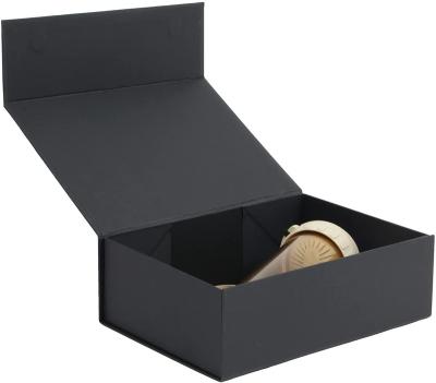 China Recycled Materials Bespoke Big Rigid Black Shoes Products Gift Box Retail Packaging With Magnetic Lid for sale