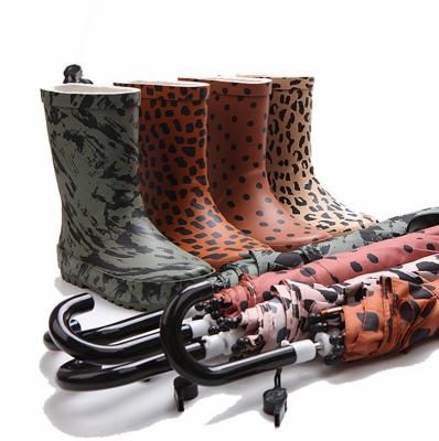 China Fashion Trend Manufacturer Cheap Price Kids Waterproof Anti-slip Multicolor UK Umbrella Sets Rubber Rain Boots For Kids On Line for sale