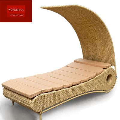 China Modern Rattan Swimming Pool Chair Lounger Sun Bed for Outdoor Furniture Sun Chair for sale