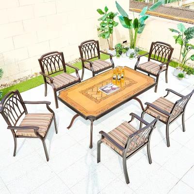 China Water Proof Dining Set for Outdoor Popular Patio Cast Aluminum Chairs and Table for sale