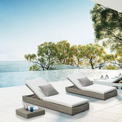 China Modern Design Hotel Pool Sun Lounger Outdoor Rattan Beach Lounge with Mail Packing for sale