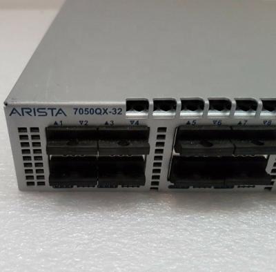 China 10/100/1000Mbps Full-Duplex Half-Duplex Ethernet Switch DCS-7050QX-32-F 32-poort Gebruikt Te koop