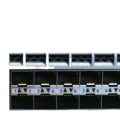 Chine Arista Dcs DCS-7150S-64-CL-F Commutateur 48x 10G SFP 4x 40G QSFP 598Gbps Capacité à vendre