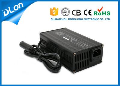 China cargador elegante del chorrito 12v para el gel y la batería 4amp de la motocicleta del agm con la certificación de los rohs del ce& en venta