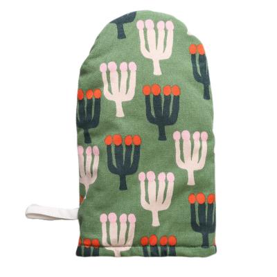 China Good Quality Full Heat Resistance Microwave Kitchen Barbecue Cotton Fish Oven Cleaning Hand Printing Baking Gloves for sale