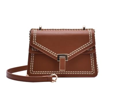 China 2020 fashion factory price leather sling bag with strap lady bags for sale