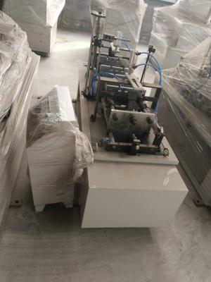 Chine Échange des machines en plastique de expulsion de fabrication de bouteille, machine de moulage de coup semi automatique à vendre