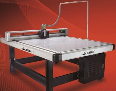 China CNC PVC Flatbed Cutting Machine For Appreal , Garment Industry for sale