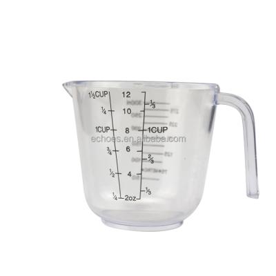 China 300ml transparent plastic measuring cups of viable liquid measure with spount for sale