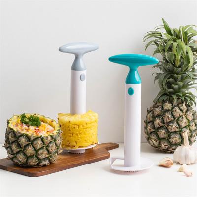 China Viable Kitchen Instrument Good Quality Pineapple Peeler Cutter Plastic Pineapple Core Extractor Tool for sale