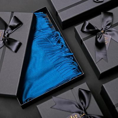 China Recycled Materials Cheap Wholesale New Design Black Hot Sale Custom Gift Box Luxury Paper Gift Box for sale