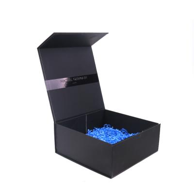 China Hot Sale Recycled Materials Printing Gift Box High-endcu stomized Gift Box Wholesale Gift Box With Magnetic Lid Packaging for sale