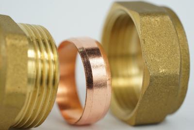 China Copper Core Forged Brass Pipe Fittings Compression Pipe Cap BS864-2 Standard for sale