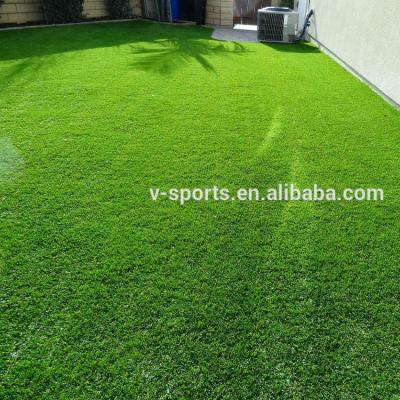 China Curly PE Monofilament+PP Look Spring Green Real Darken Green Artificial Grass For Garden Use for sale