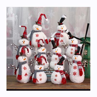 China Retractable Cute Mixed Color Christmas Doll Ornaments Shopping Mall Window Christmas Decorations Snowman Pendant Ornaments for sale