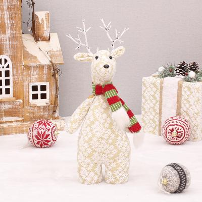 China Christmas Decorations Low Price Personalized Plush Doll Christmas Desk Decoration Cute Christmas Doll Ornaments Holding Christmas Deer Doll for sale